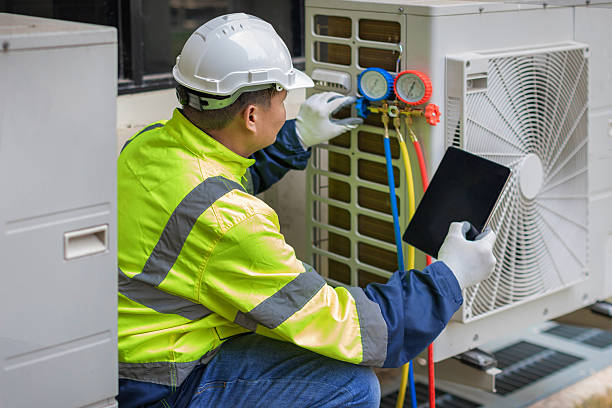 Professional Hvac technician working in South River, NJ